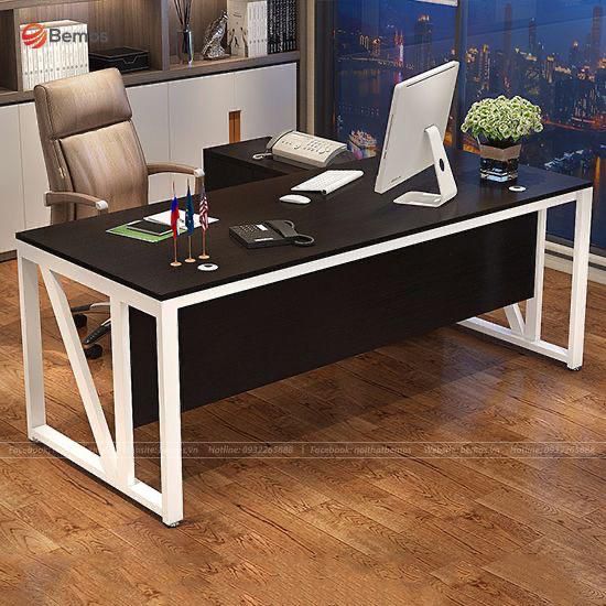 Magnus Executive Desk